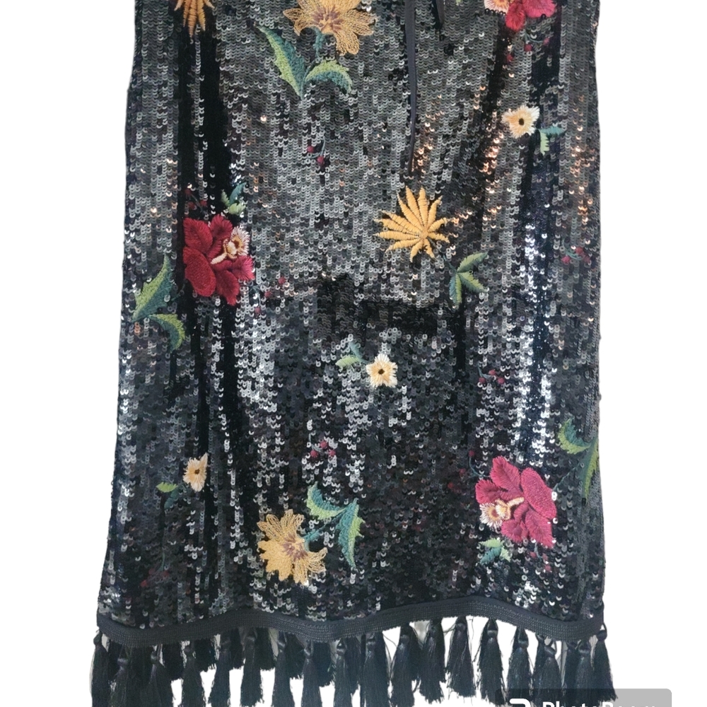 NWT Zara sequin & embroidered midi skirt size medium
